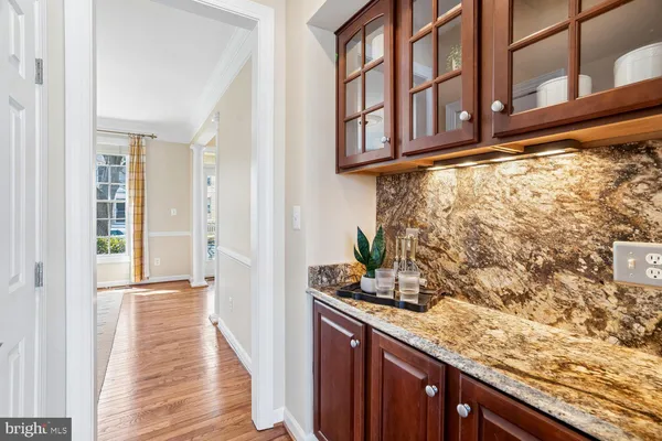 $1,300,000 | 614 Linslade Street, Gaithersburg, MD 20878