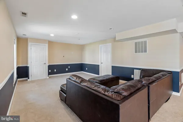 $1,300,000 | 614 Linslade Street, Gaithersburg, MD 20878