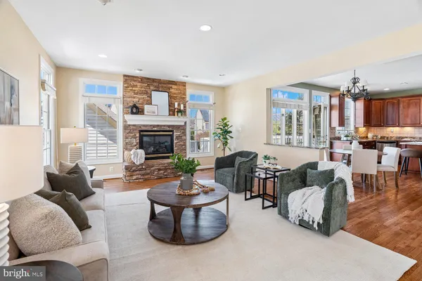 $1,300,000 | 614 Linslade Street, Gaithersburg, MD 20878