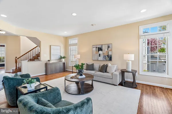 $1,300,000 | 614 Linslade Street, Gaithersburg, MD 20878