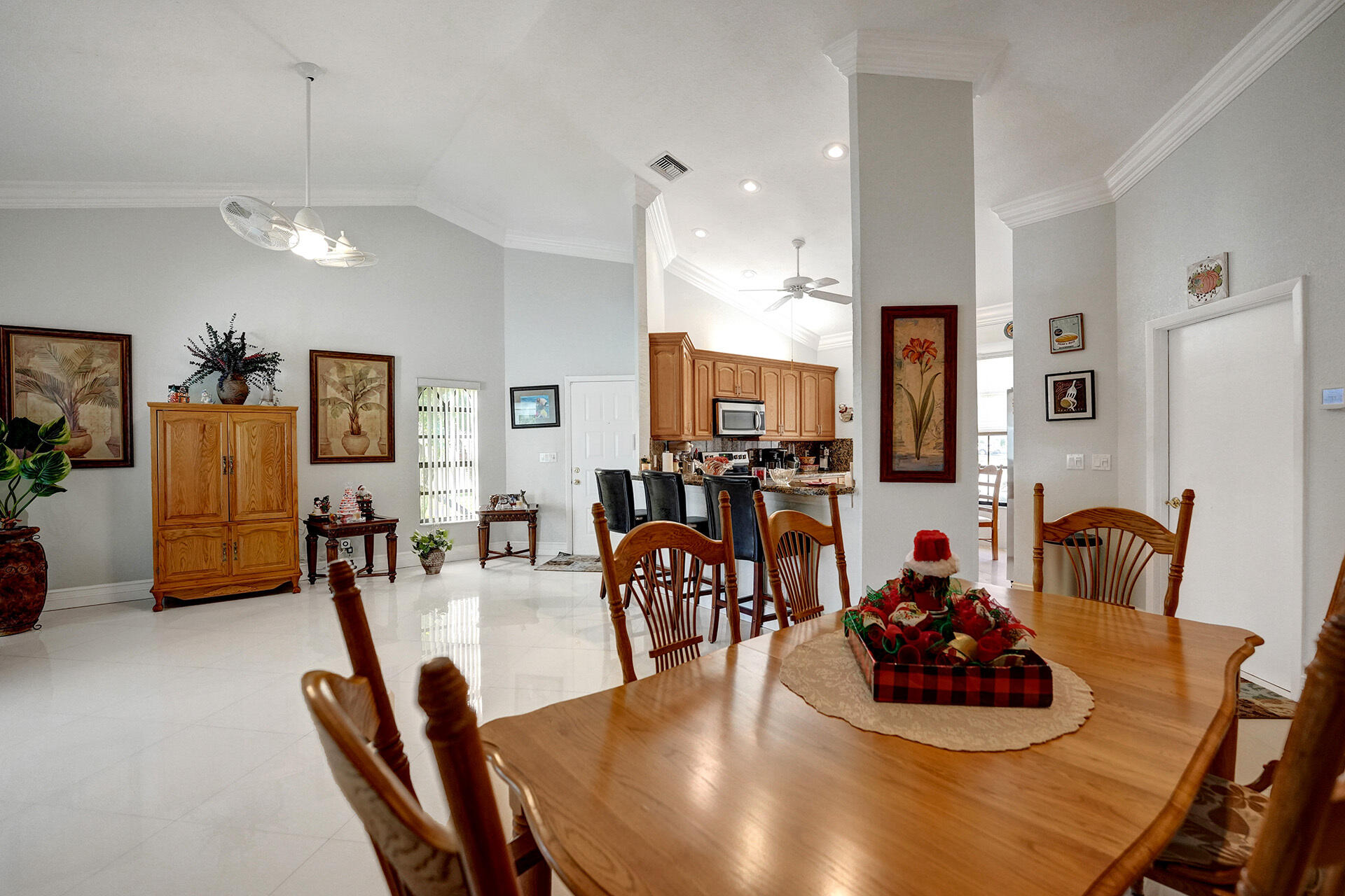 5447 Helene Circle Boynton Beach, FL 33472 - Photo 14 of 40 RJP09266