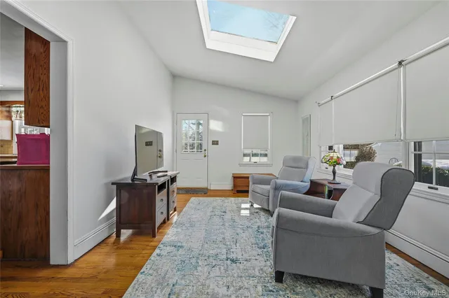 $1,389,000 | 13 Walnut Street, Glen Head, NY 11545