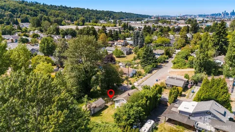 $615,000 | 565 South Director Street, Seattle, WA 98108