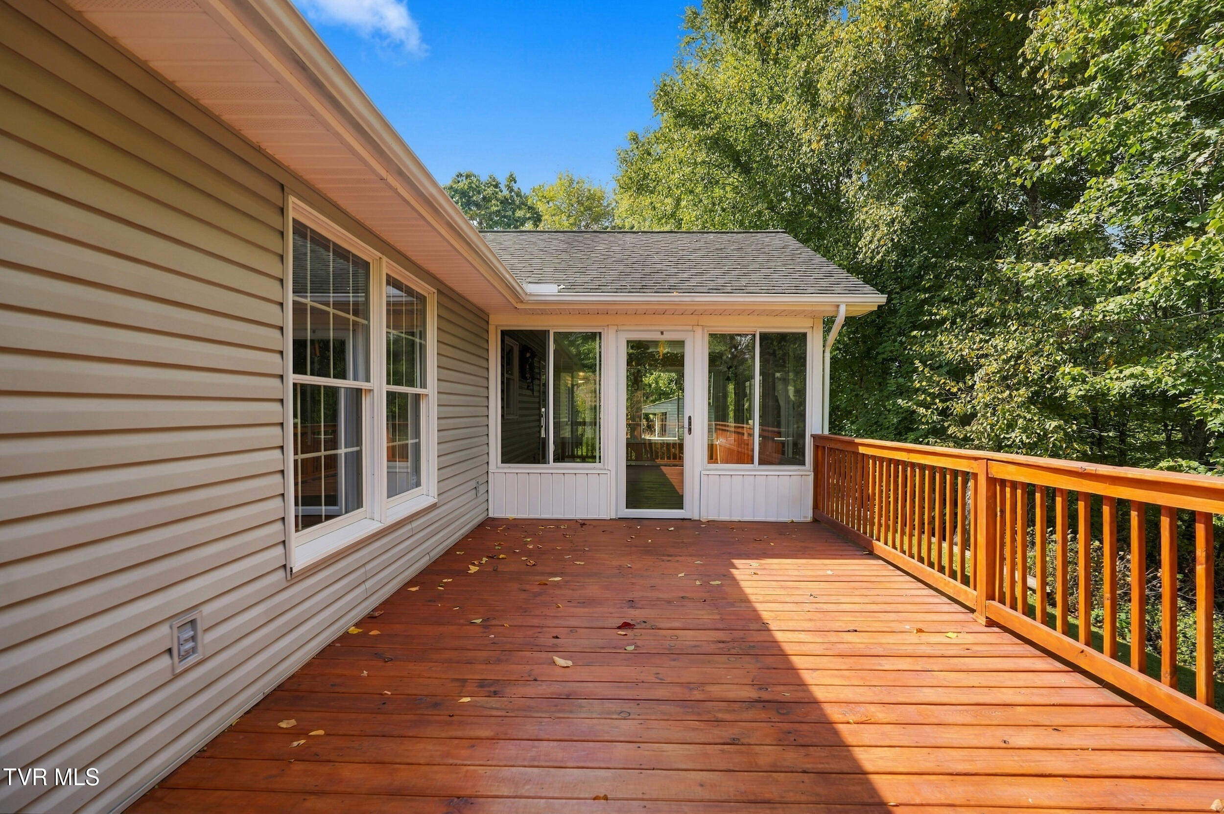 804 Nash Street Southwest Wise, VA 24293 - Photo 27 of 43 *