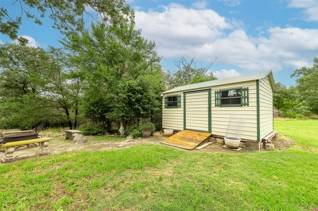 $425,000 | 505 Sage Brush Drive, Somerville, TX 77879