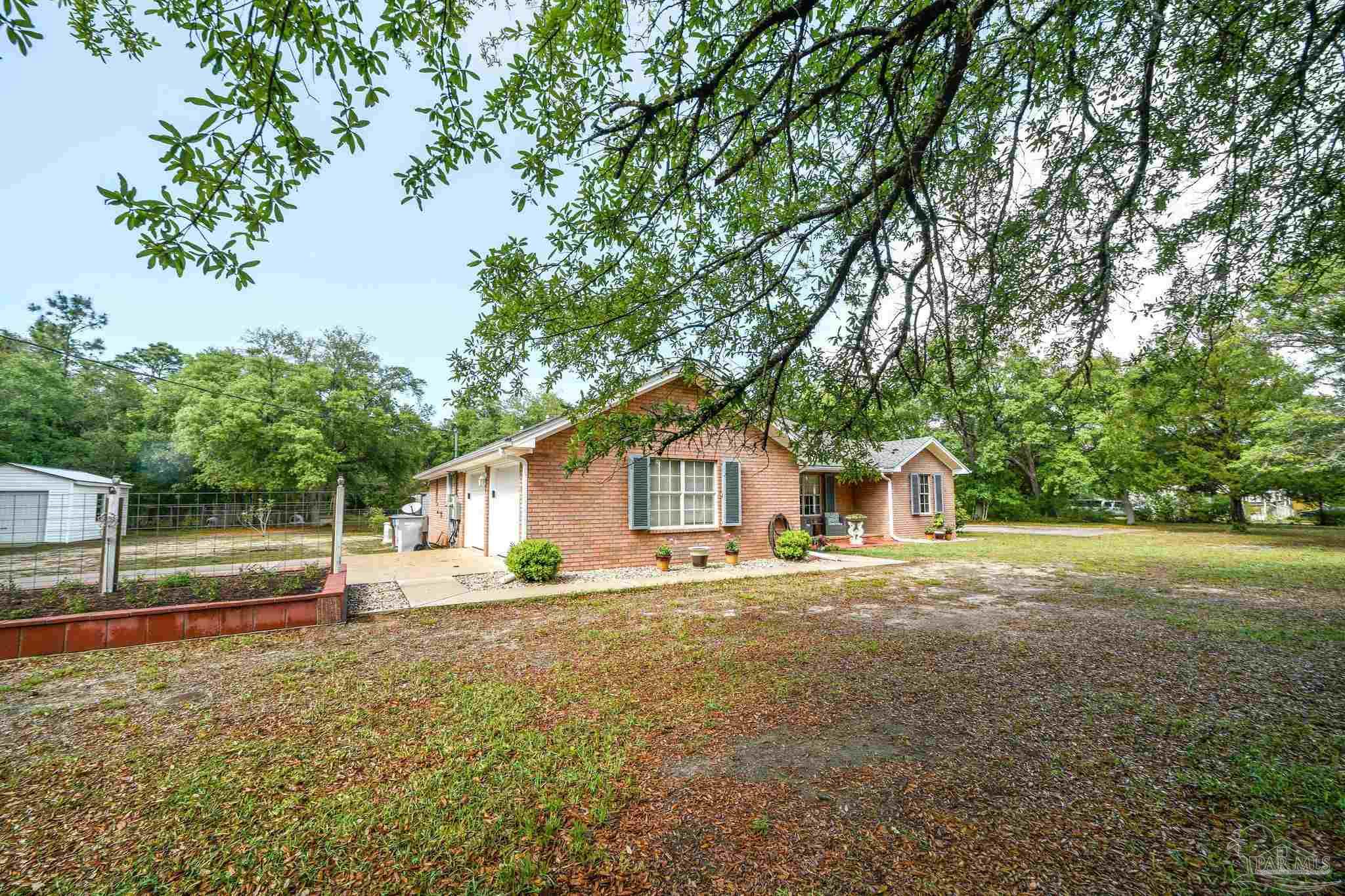 10100 Muscogee Road Milton, FL 32583 - Photo 4 of 50