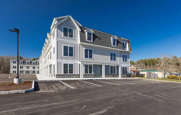 $2,100 | 7 Hannaford Drive, York, ME 03909
