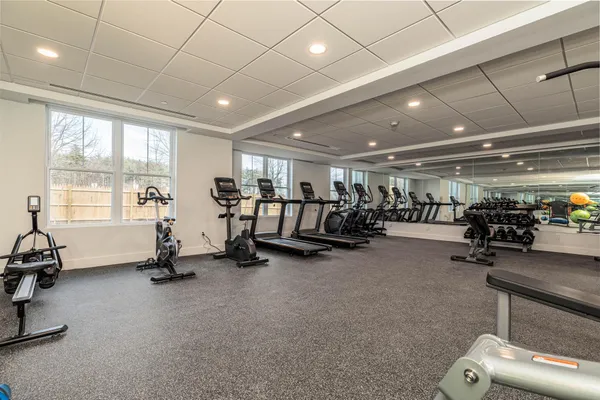 $2,100 | 7 Hannaford Drive, York, ME 03909