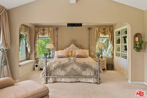 $3,995,000 | 3541 Westfall Drive, Encino, CA 91436