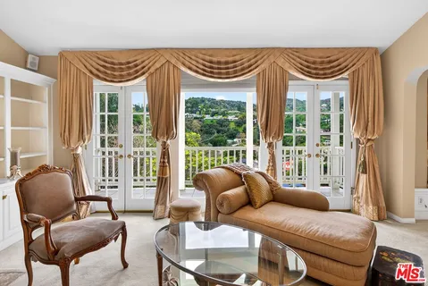 $3,995,000 | 3541 Westfall Drive, Encino, CA 91436