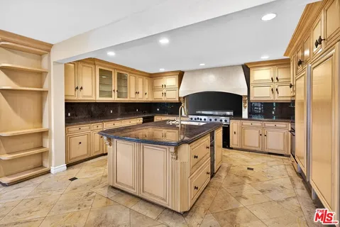 $3,995,000 | 3541 Westfall Drive, Encino, CA 91436