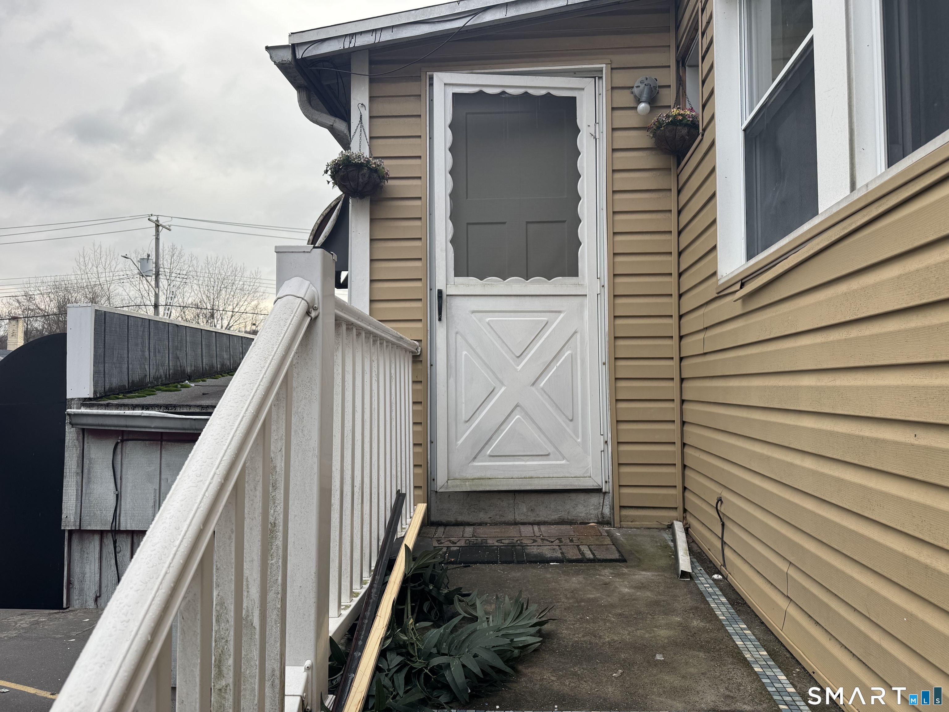 47 Pershing Drive, Unit 1 Ansonia, CT 06401 - Photo 4 of 21 a view of entryway