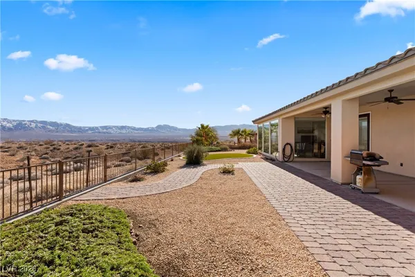 $535,000 | 1402 Vista Del Ciudad Drive, Mesquite, NV 89027