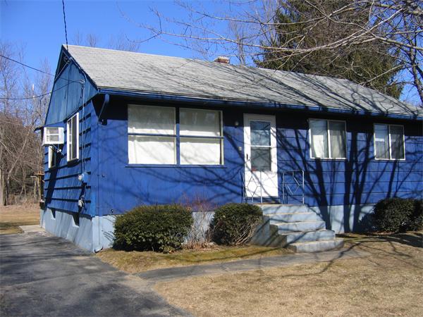 14 Robin Road Westborough, MA 01581 - Photo 3 of 9 Gallery Image 3