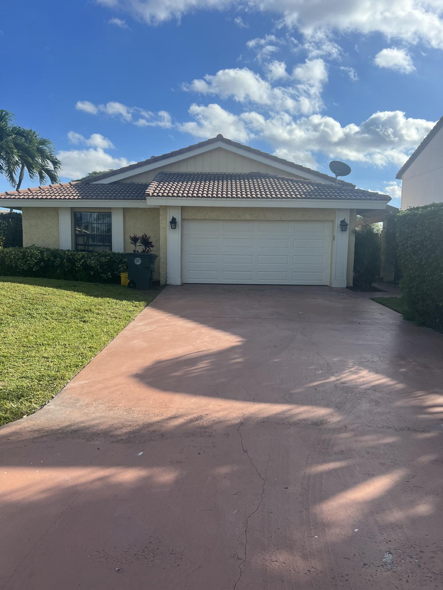 6498 Sweet Maple Lane Boca Raton, FL 33433 - Photo 1 of 19 F902DAF8-4D8D-4534-B6A7-B0CFB518D2B4