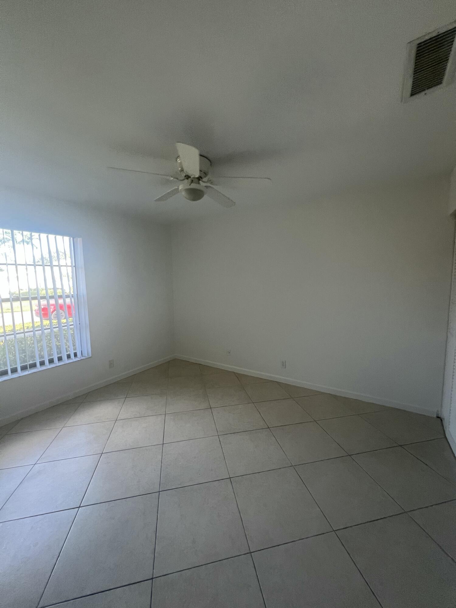 6498 Sweet Maple Lane Boca Raton, FL 33433 - Photo 13 of 19 0E4DBD13-6615-47FB-887F-67C3A26D46DE