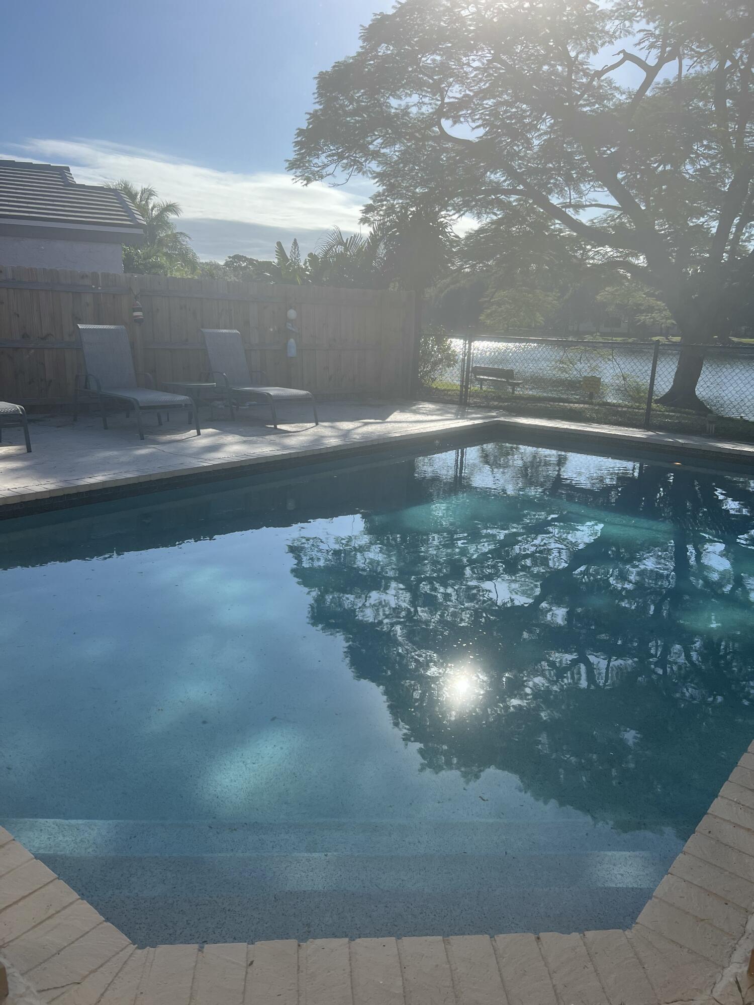 6498 Sweet Maple Lane Boca Raton, FL 33433 - Photo 18 of 19 B96984B1-CA7F-4EBC-A055-134E90B404F9