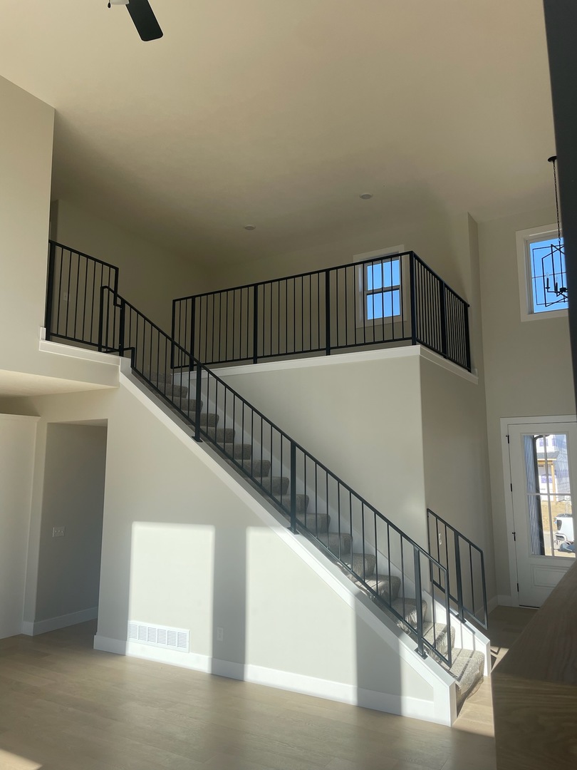 1009 Mount Carmel Road Bloomington, IL 61705 - Photo 16 of 39 a view of entryway