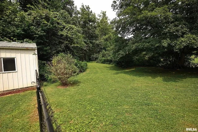 $182,000 | 1722 Mozier Hollow Road, Kampsville, IL 62053