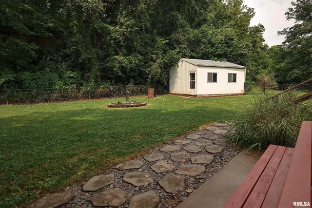 $182,000 | 1722 Mozier Hollow Road, Kampsville, IL 62053