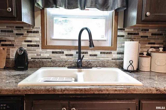 $182,000 | 1722 Mozier Hollow Road, Kampsville, IL 62053