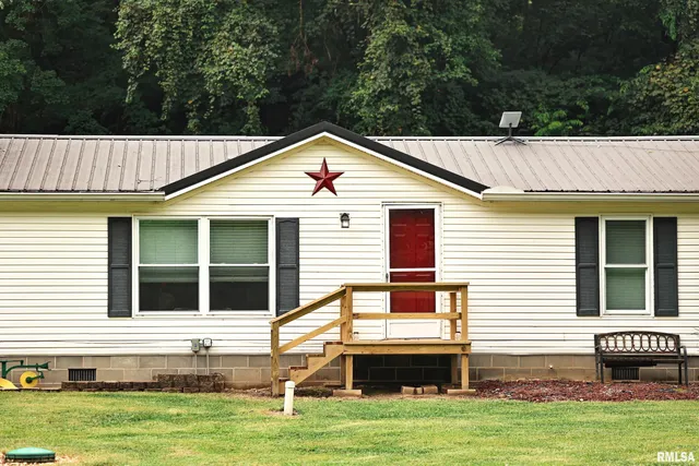 $182,000 | 1722 Mozier Hollow Road, Kampsville, IL 62053