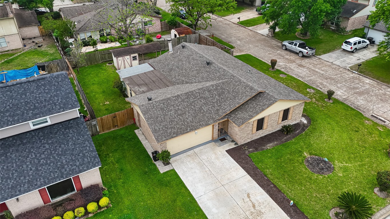11839 Hallowing Point Road Houston, TX 77067 - Photo 30 of 32