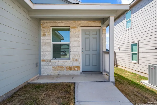 a view of entrance door of the house