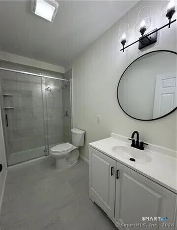 $1,795 | 61 Colony Street, Unit 3C, Meriden, CT 06451