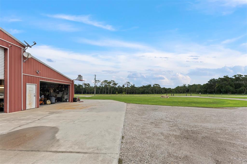 1450 Duff Road Lakeland, FL 33810 - Photo 26 of 31