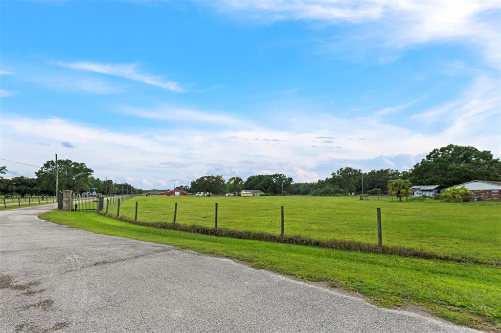 1450 Duff Road Lakeland, FL 33810 - Photo 8 of 31