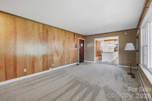 $385,000 | 513 2nd Ave Place Northeast, Conover, NC 28613