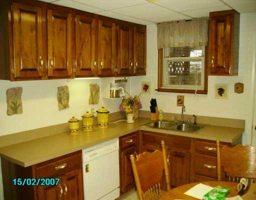 745 Elk Avenue Rochester, PA 15074 - Photo 4 of 5 Kitchen.