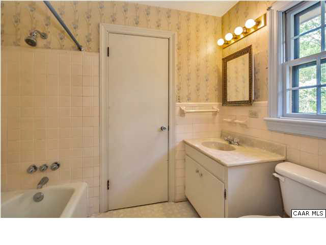 3400 North Indian Spring Road Charlottesville, VA 22901 - Photo 15 of 29 Gallery Image 15