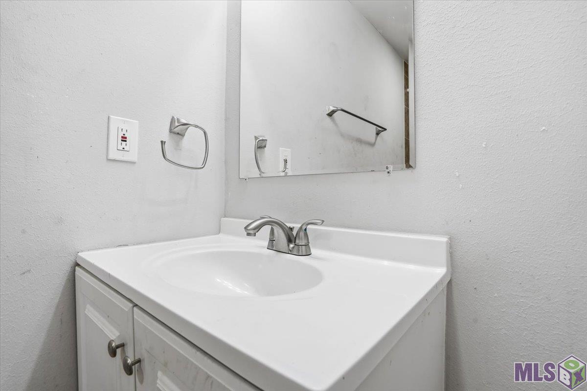 3285 Ozark Street Baton Rouge, LA 70805 - Photo 8 of 12