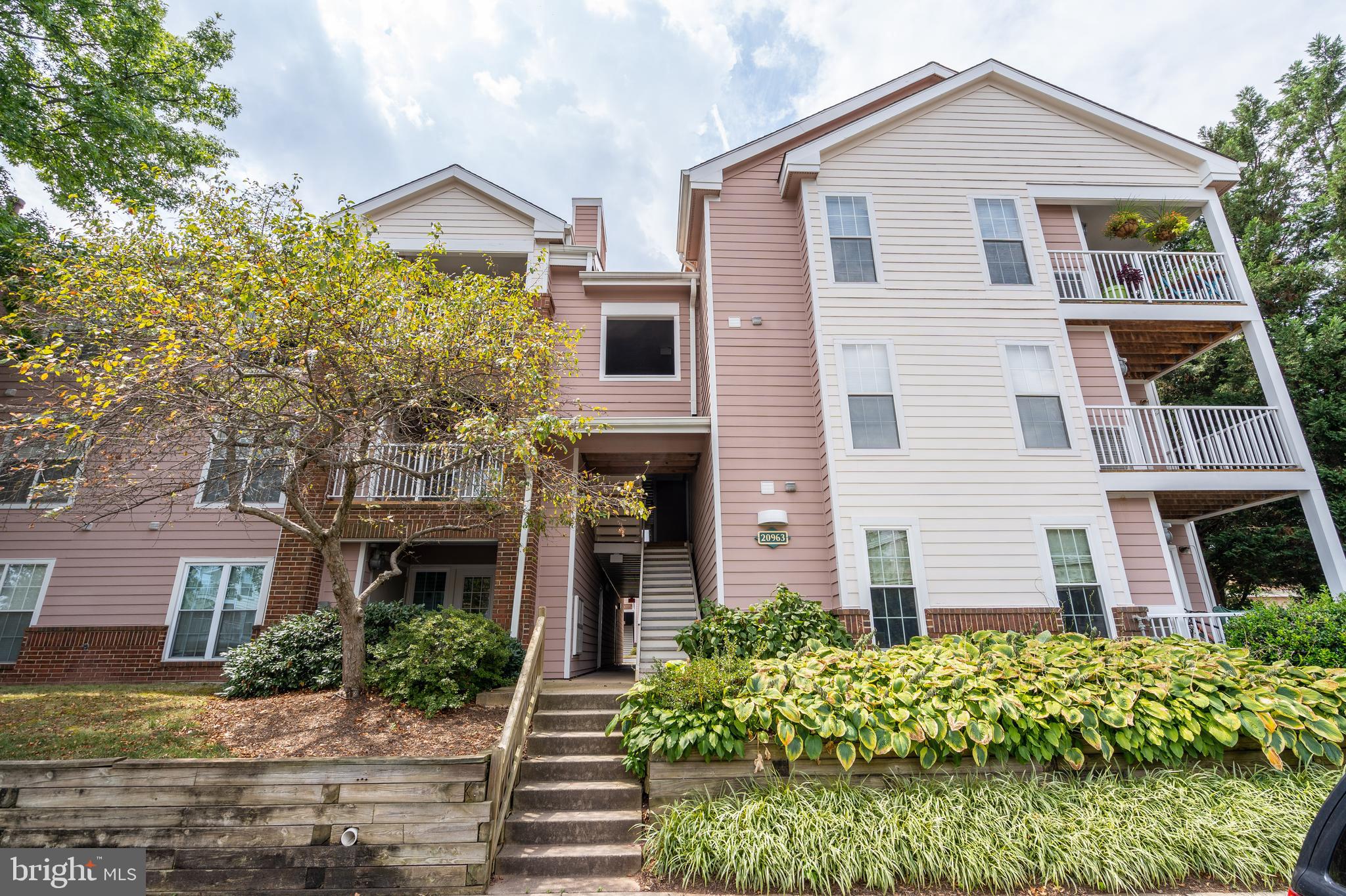 20963 Timber Ridge Terrace, Unit 301 Ashburn, VA 20147 - Photo 22 of 24 3rd Level, no unit above this condo