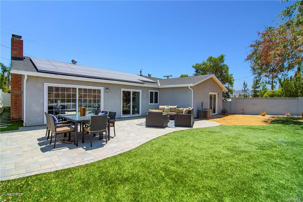 26071 Farmfield Road Calabasas, CA 91302 - Photo 22 of 30 22