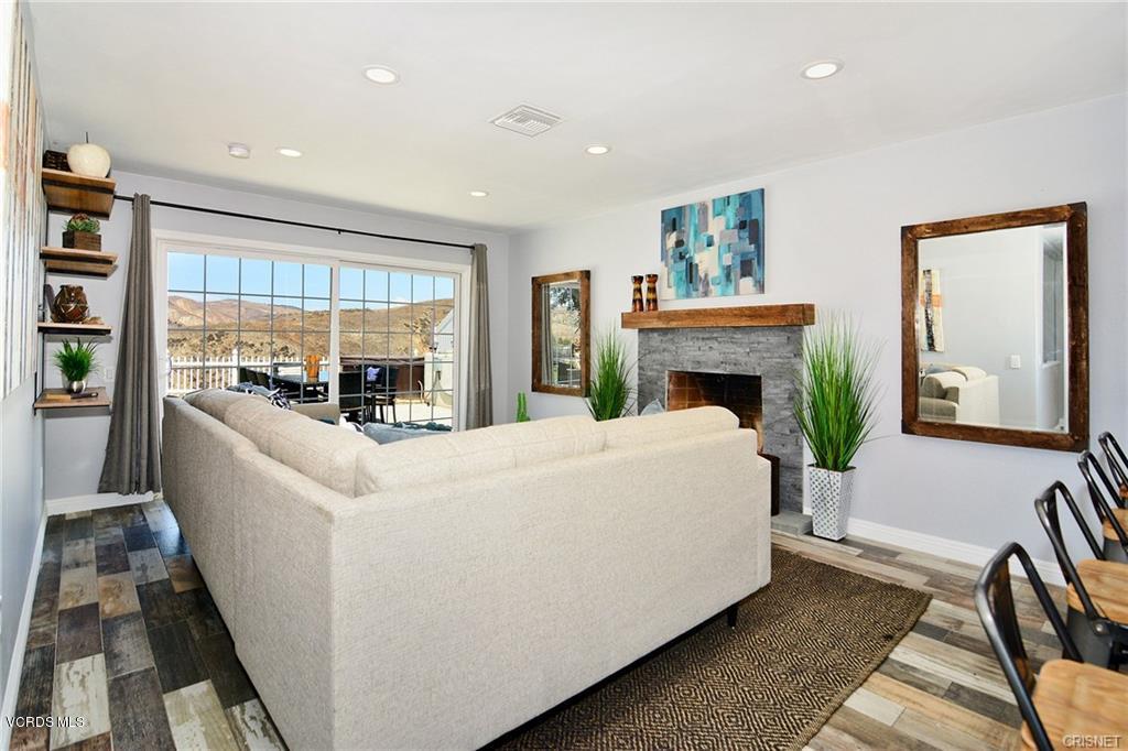 26071 Farmfield Road Calabasas, CA 91302 - Photo 10 of 30 10