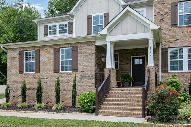 $575,000 | 3082 Cascade Drive, Burlington, NC 27217