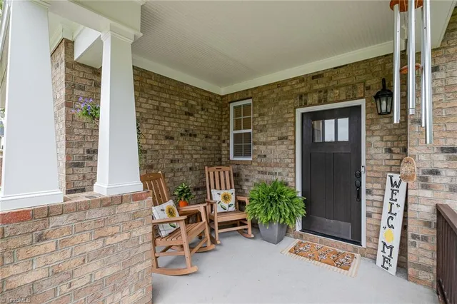 $575,000 | 3082 Cascade Drive, Burlington, NC 27217