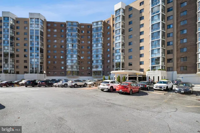$339,900 | 15115 Interlachen Drive, Unit 3107, Silver Spring, MD 20906
