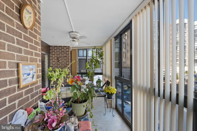 $339,900 | 15115 Interlachen Drive, Unit 3107, Silver Spring, MD 20906