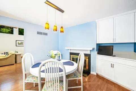 $725,000 | 96 Shoreland Path, Unit 96, Teaticket, MA 02536