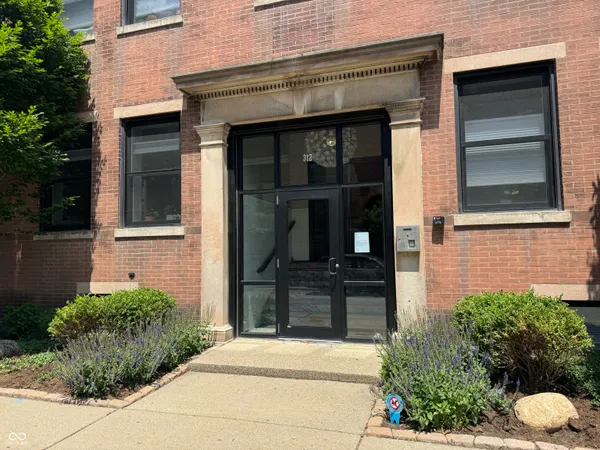 $1,235 | 312 East 13th Street, Unit 5, Indianapolis, IN 46202