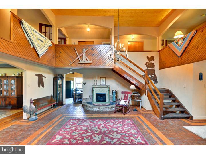 150 Krauser Road Glenmoore, PA 19343 - Photo 6 of 24 Foyer