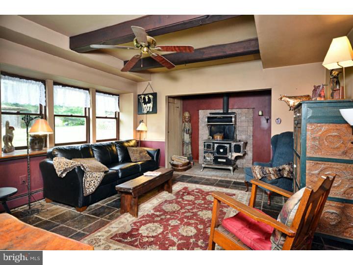 150 Krauser Road Glenmoore, PA 19343 - Photo 10 of 24 Family Room