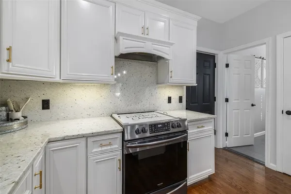 $899,900 | 15 Bourque Road, Cumberland, RI 02864