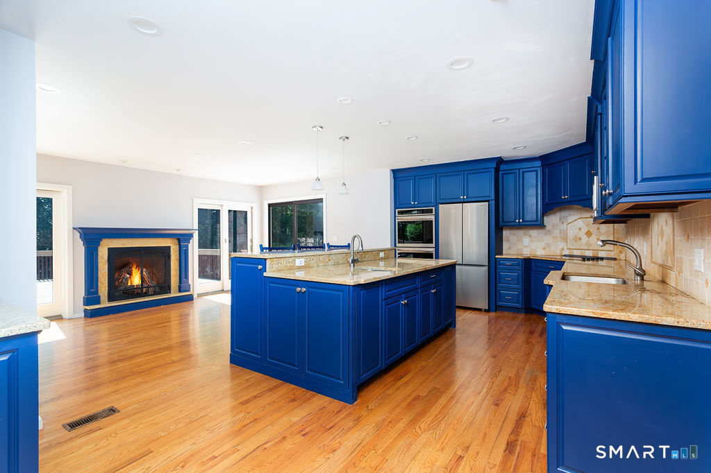 21 Holiday Point Road Sherman, CT 06784 - Photo 5 of 40