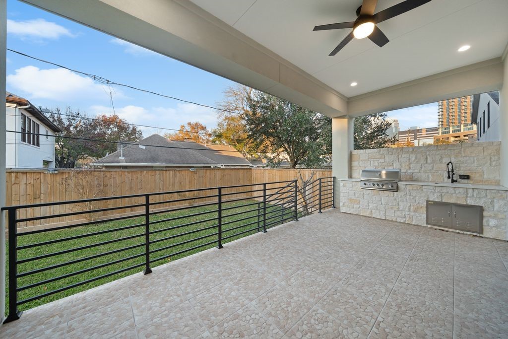 2046 MacArthur Street Houston, TX 77030 - Photo 13 of 39