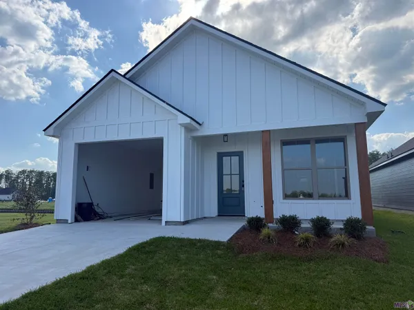 $289,000 | 12860 St Lucia Drive, Maurepas, LA 70449